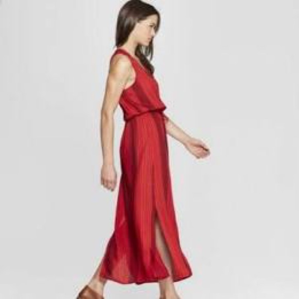 Universal Thread red dress with tie and slits